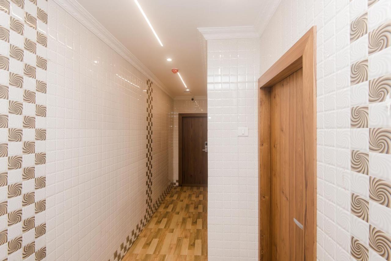 Hotel Indore Near Mumbai Central Station Екстер'єр фото