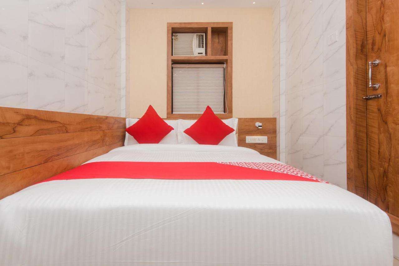 Hotel Indore Near Mumbai Central Station Екстер'єр фото